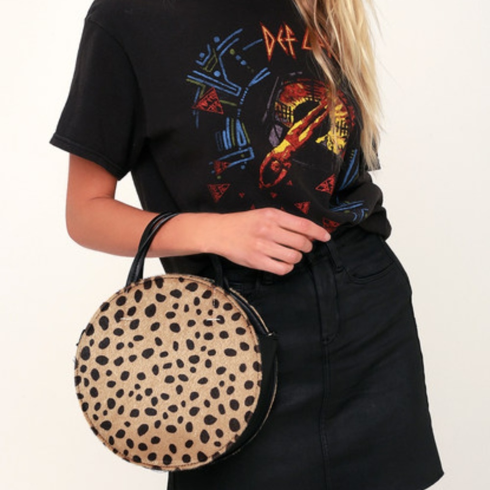 NWT Lulu's NINE LIVES LEOPARD PRINT CIRCLE BAG